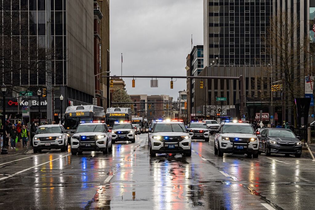 Broad Street, Cruisers