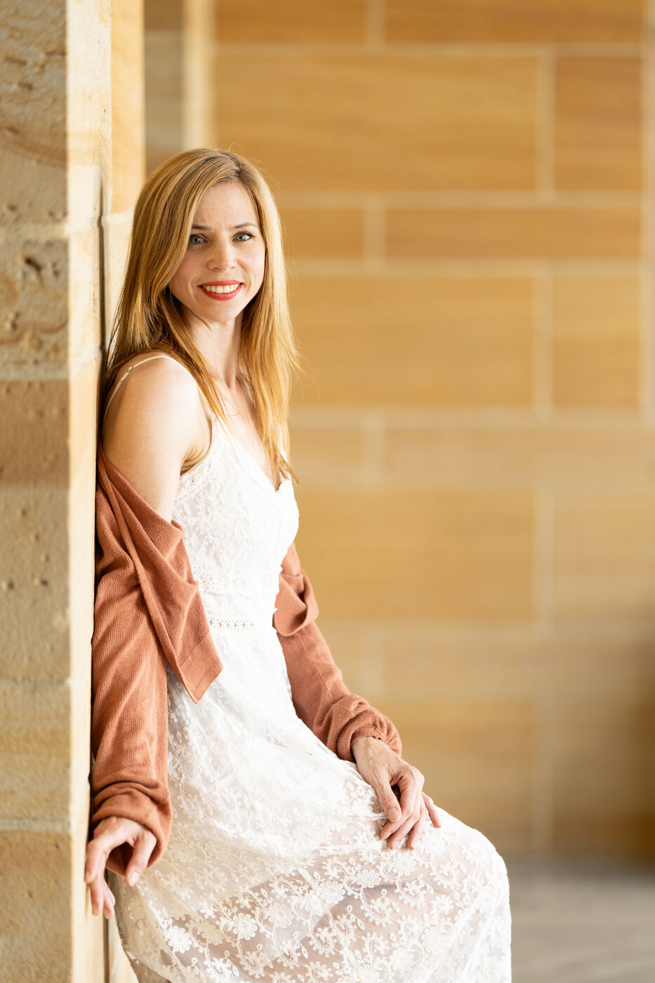 White & Rust, Sandstone